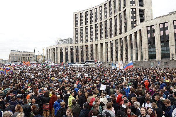 В Москве прошла согласованная акция за честные выборы: фоторепортаж