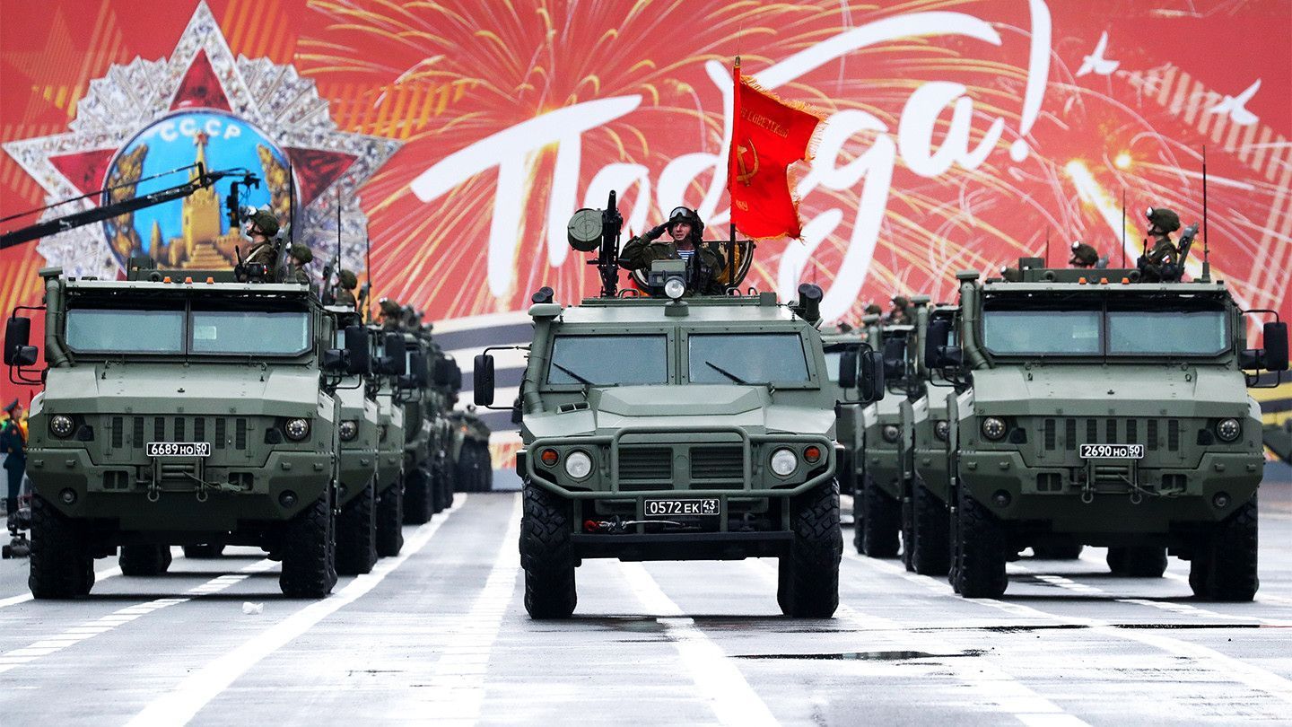 Политизация Победы, вывод войск США из Афганистана, ученые говорят с Далай-ламой