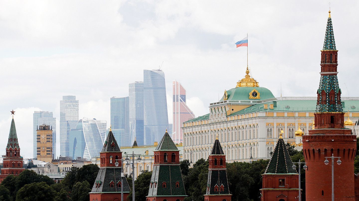 Обмен санкциями и отказ от разговора: к чему ведет противостояние Кремля с Европой и США