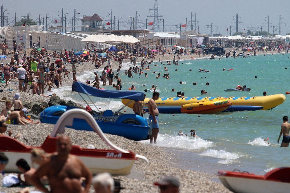 Аксенов: Крым могут закрыть для туристов при ухудшении эпидситуации