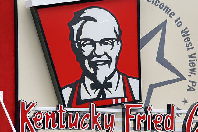 KFC удалил рекламу с куриной ножкой после обвинений в расизме