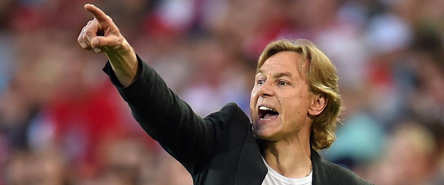 Тренер сборной назначен. Карпин тренер сборной. Тренер сборной назначен. Черчесов тренер сборной. Тренер сборной назначен.