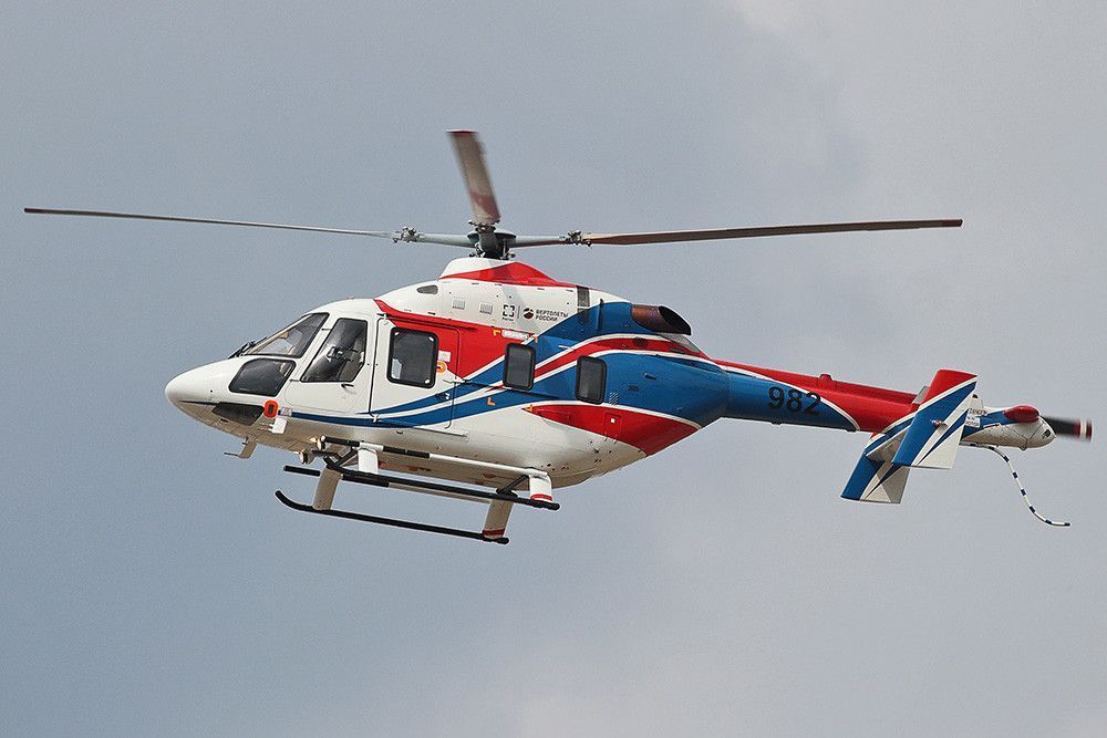 В Саратовской области столкнулись два вертолета, один человек погиб