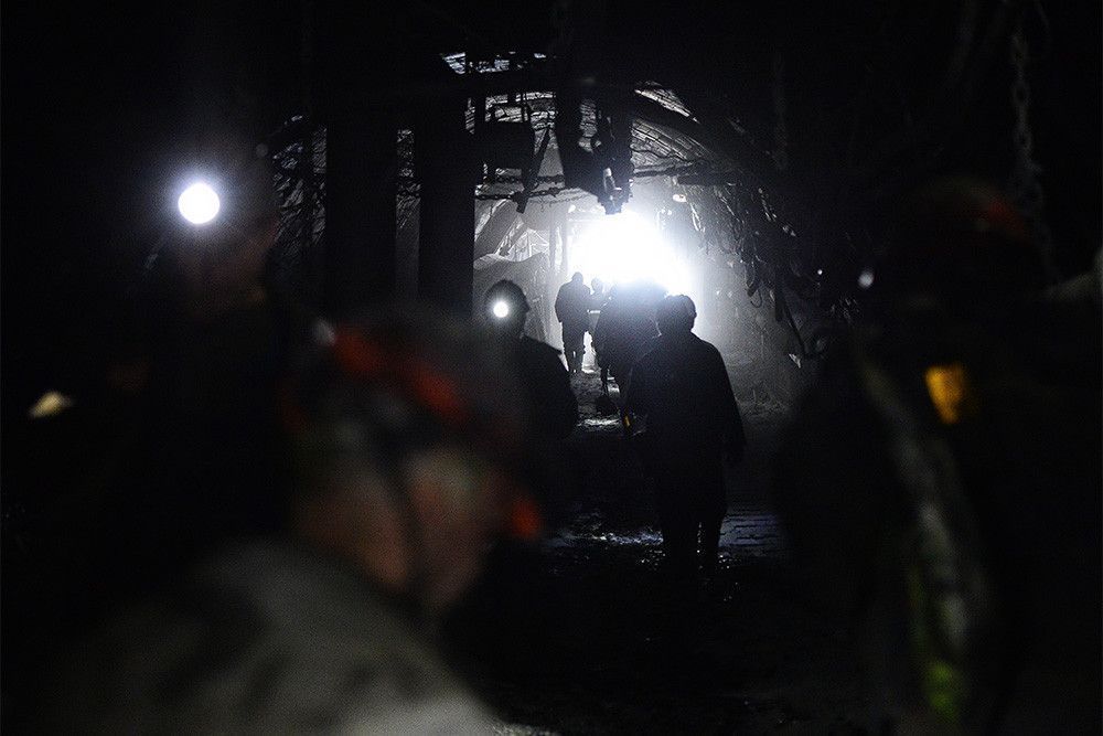 В Кузбассе снова произошло ЧП на шахте. Из-за срабатывания датчиков шахтеров пришлось эвакуировать