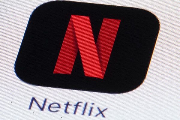 Netflix отменил съемки сериала в Турции после просьбы властей убрать ЛГБТ-персонажа