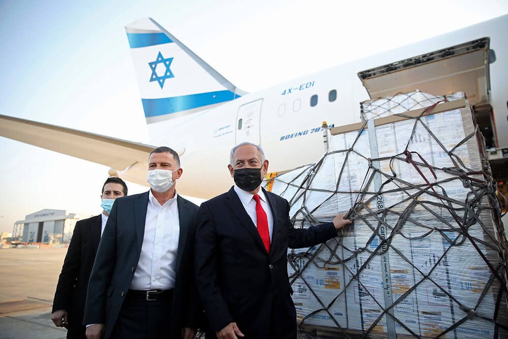 Израиль приостановит авиасообщение с другими странами из-за коронавируса