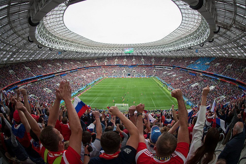 Россия вне игры. Как санкции отражаются на российском футболе