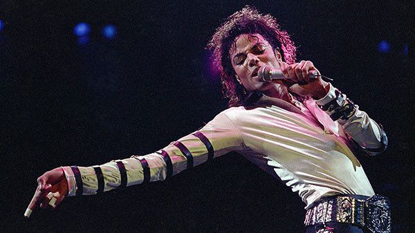 «Покидая Неверленд»: как фильм о Майкле Джексоне навлек на себя гнев его семьи и фанатов