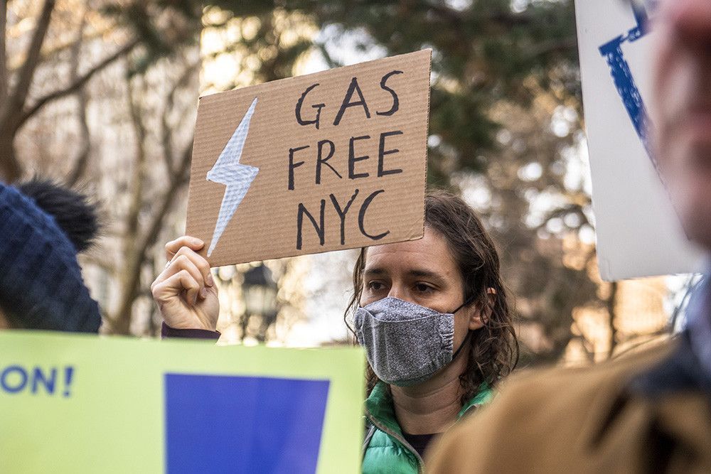 Нью-Йорк вводит запрет на использование газа в новых зданиях