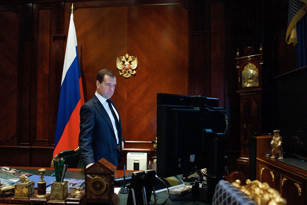 Медведев заявил о готовности России к отключению от интернета