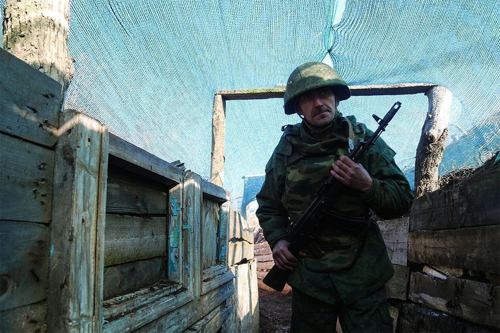 «Напряженность достигла максимального уровня с 2014 года». Что известно о ситуации в Донбассе 