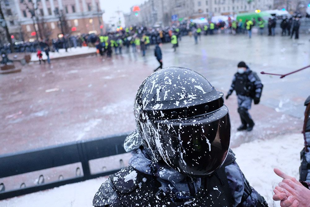Следственный комитет завел уголовные дела по итогам протестов в Москве