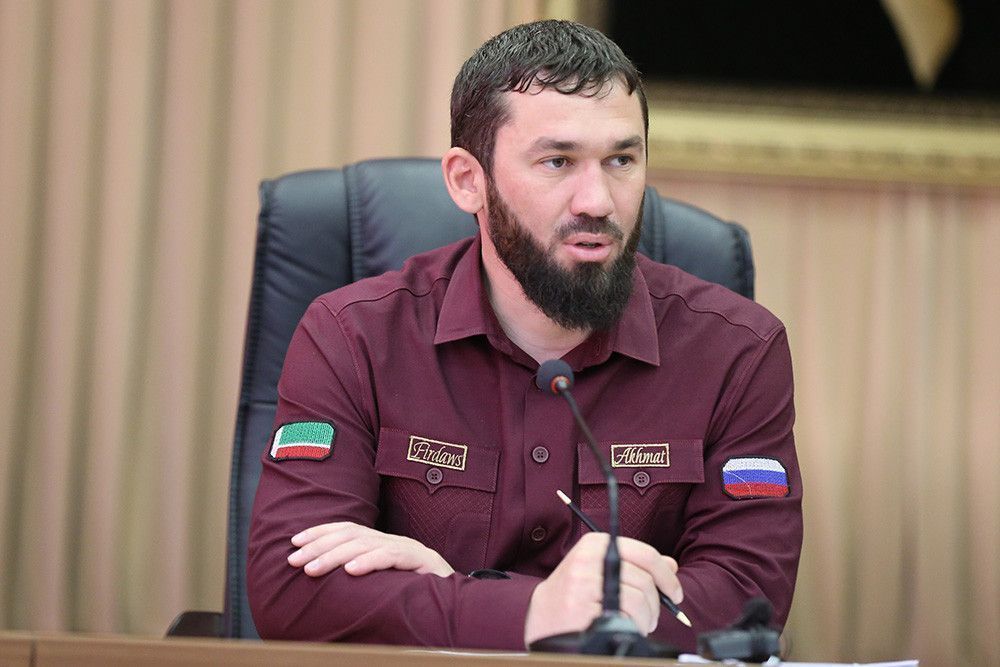 Правозащитники подали в суд на окружение Кадырова за преследования геев