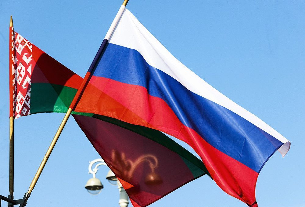 Путин назначил Евгения Лукьянова послом в Беларуси