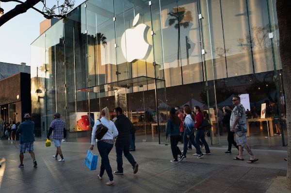 В США суд обязал Apple доплачивать сотрудникам за досмотр на выходе с работы