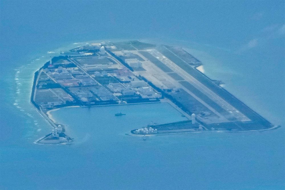 Адмирал ВМС США: Китай милитаризовал три острова в Южно-Китайском море