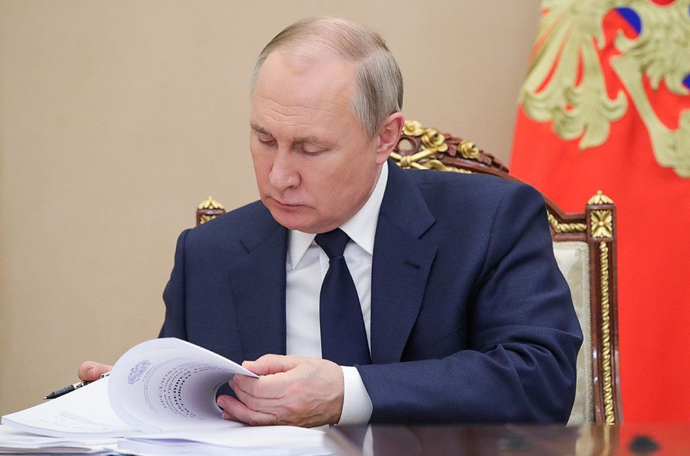 Путин отменил упрощенную выдачу виз гражданам Европы