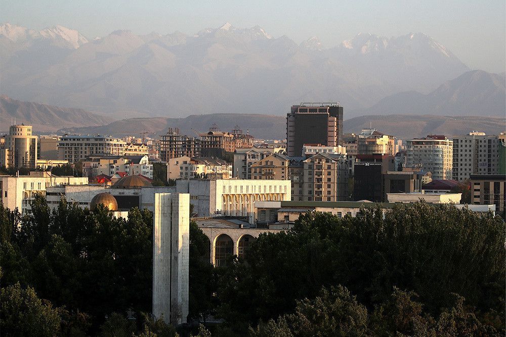 В Киргизии объявили траур по погибшим в столкновениях с Таджикистаном