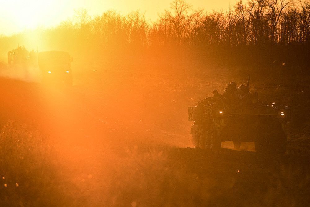 Песков заявил о высокой угрозе военного наступления Киева на Донбасс
