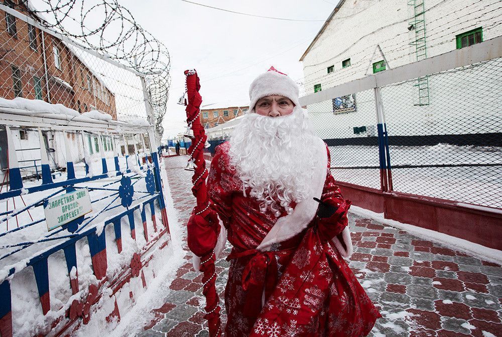 «Дед Мороз, освободи нас по УДО». Навальный — о праздновании Нового года в колонии