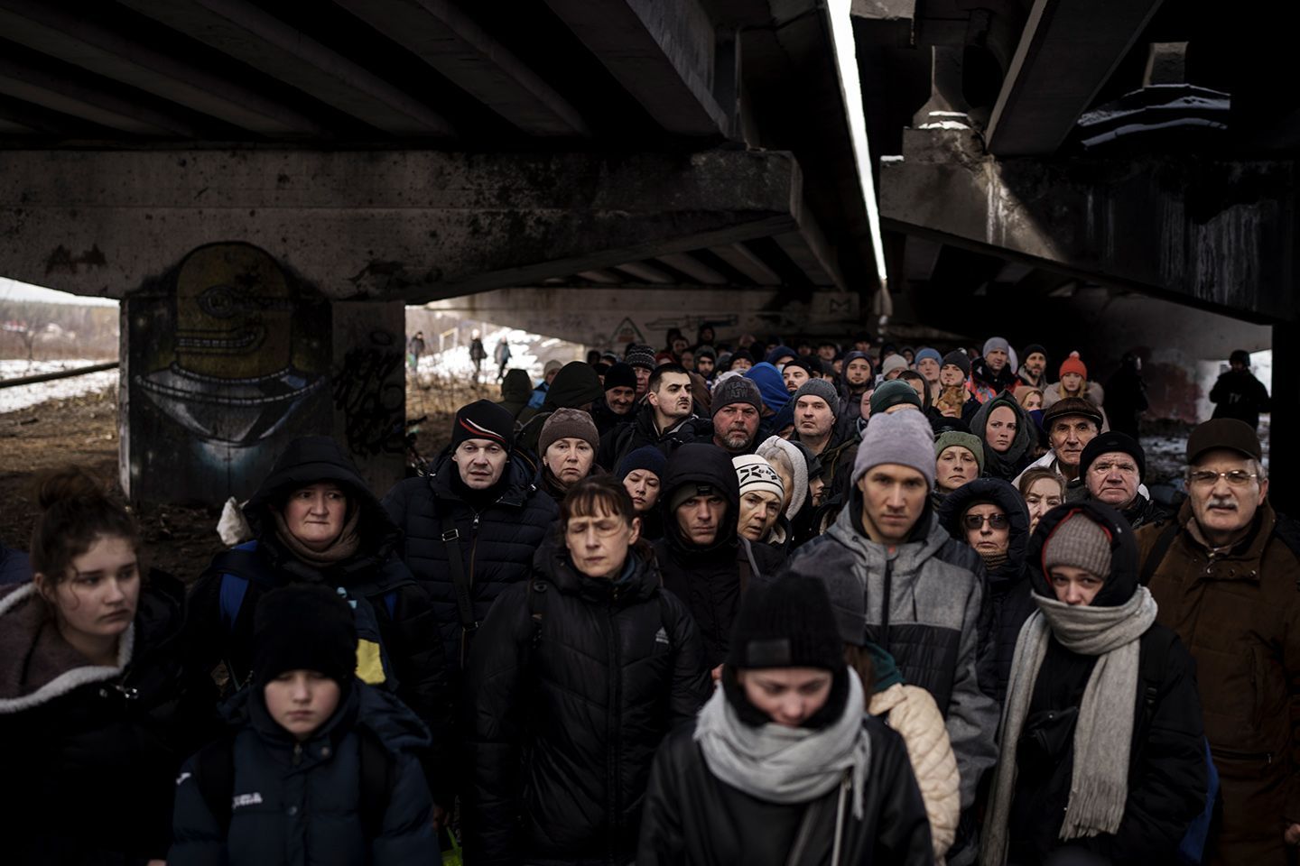 Украинцы под мостом