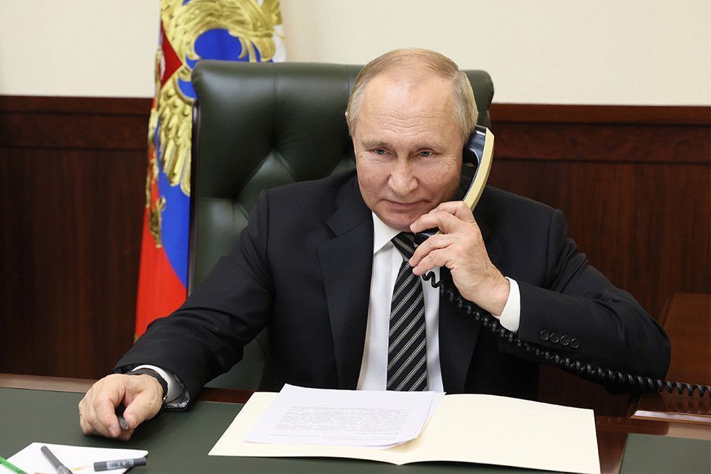 «США готовы к любым сценариям». О чем говорили по телефону Путин и Байден