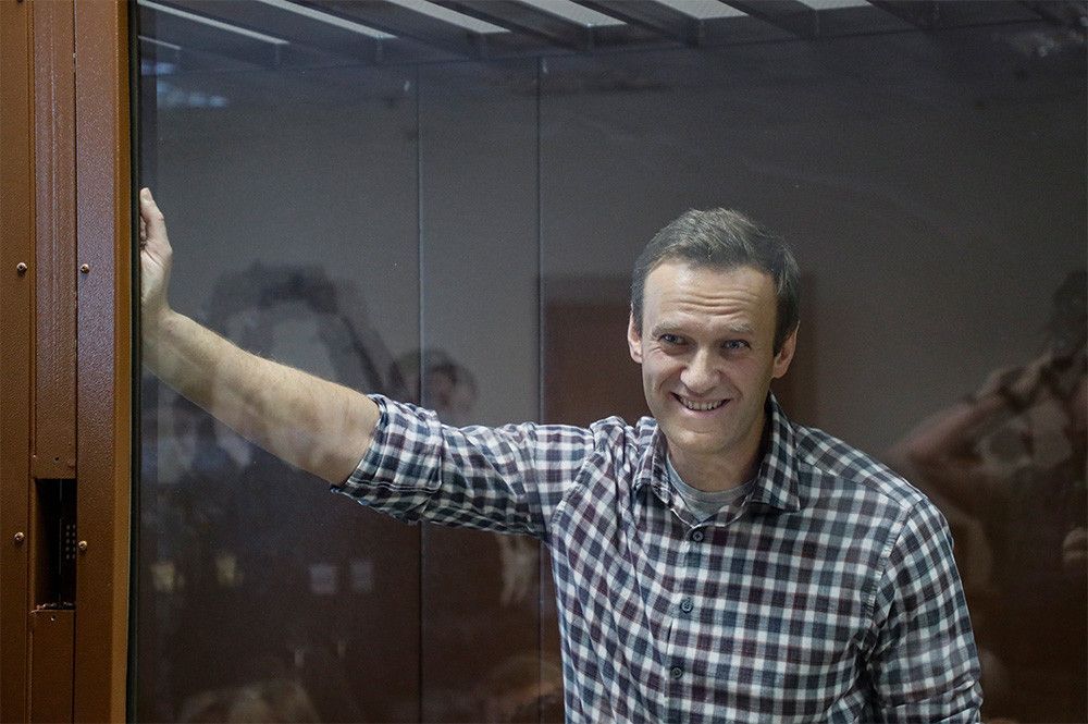 «Кремль всех расчехлил». Навальный в письме из колонии призвал соратников «жестить и работать без оглядки»