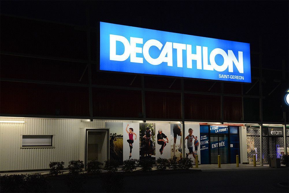 Decathlon перестал продавать каяки на севере Франции из-за нелегалов