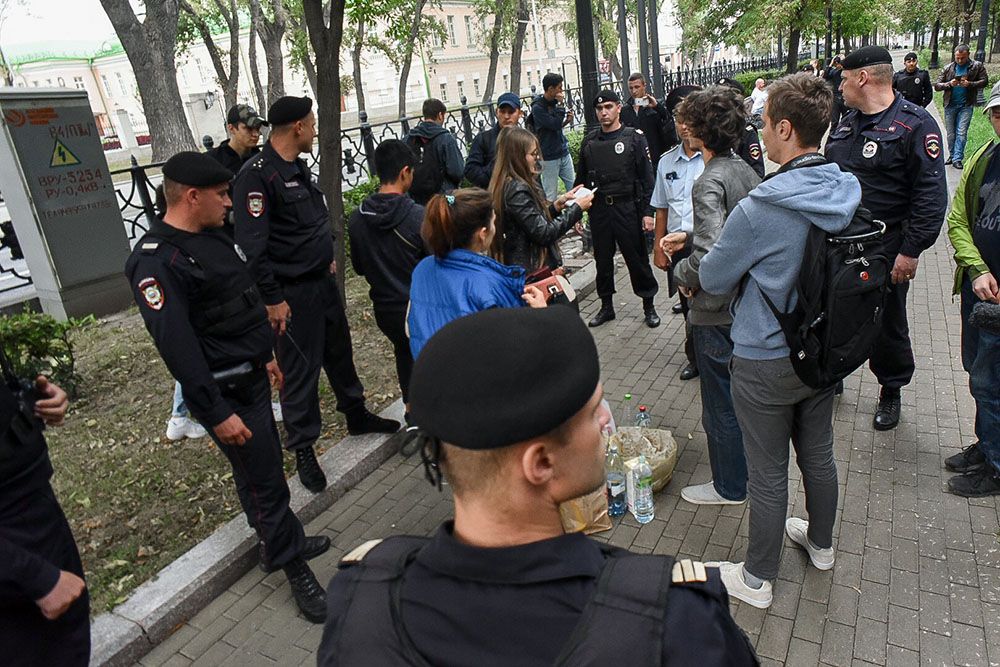 бессрочный протест что это. Смотреть фото бессрочный протест что это. Смотреть картинку бессрочный протест что это. Картинка про бессрочный протест что это. Фото бессрочный протест что это