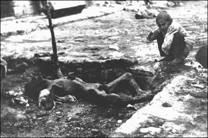 Убитый армянин, 1915-1916
