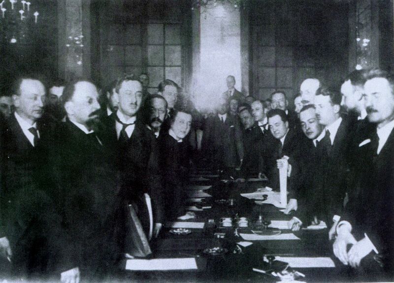 1921 рижский договор.jpg
