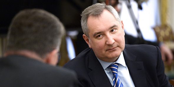 Российский вице-премьер Дмитрий Рогозин рассказал, зачем пишет стихи