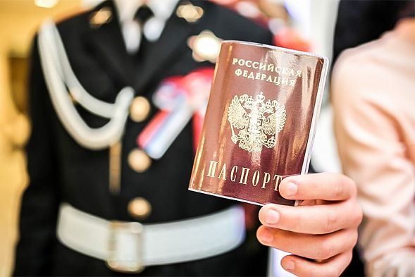 Сенатор Тимченко предложил ввести звание почетного гражданина России