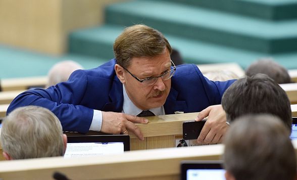 Российский сенатор Константин Косачев ушел из твиттера в знак солидарности с RT и Sputnik
