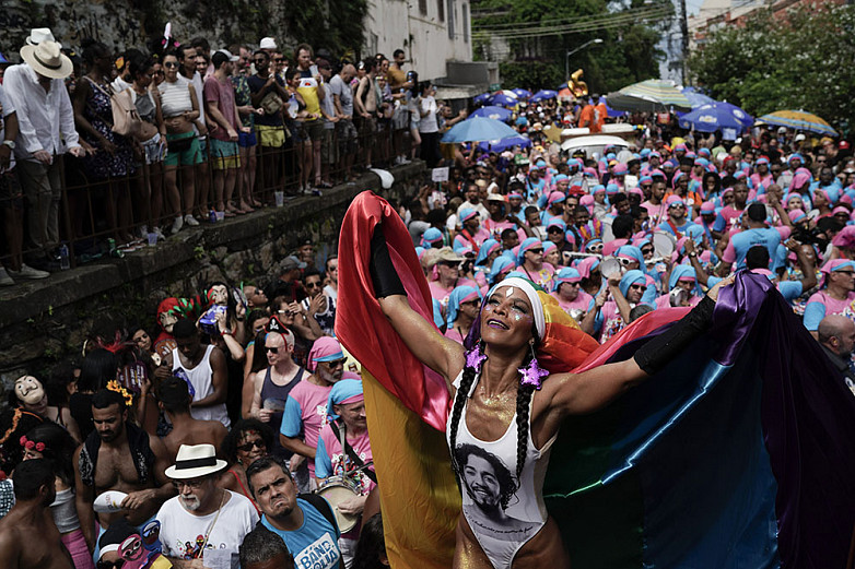 Leo Correa / AP            