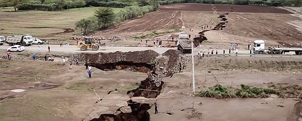 На видео попало «начало распада» Африки надвое