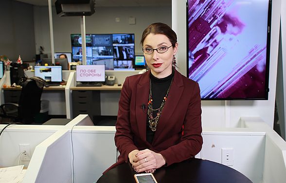 Выпуск новостей в 19:00 EST с Лизой Каймин