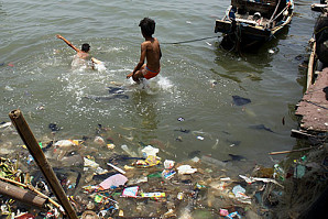 Ученые: Китай больше всех загрязняет Южную Атлантику пластиком