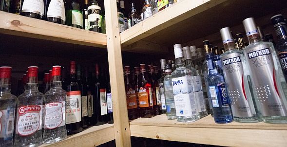 Минздрав попросил Минфин сделать водку дороже