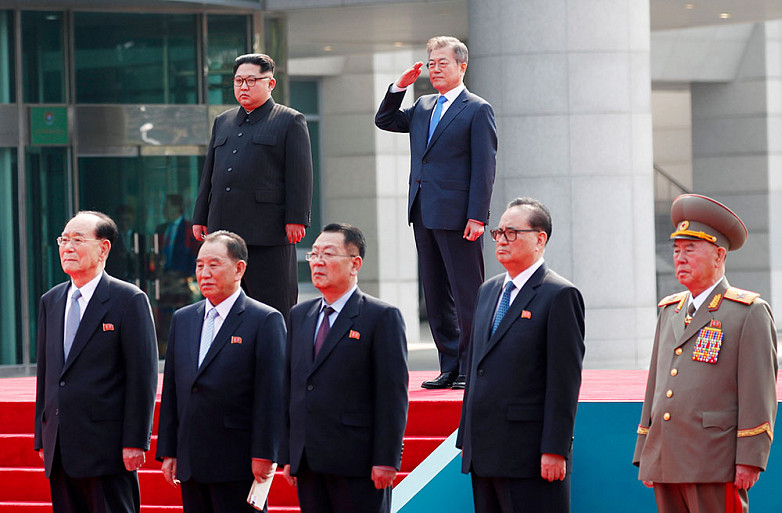 Korea Summit Press Pool / AP            