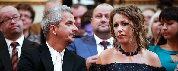 Пользователи соцсетей и эксперты обсуждают драку Виторгана и Богомолова за Собчак