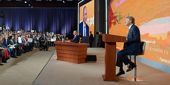 Песков объяснил, почему Путин не произносит фамилию Навального