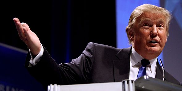 Трамп оскорбил двоих журналистов телеканала MSNBC
