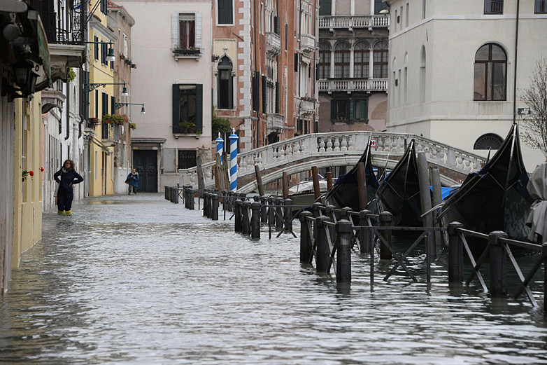 Andrea Merola / EPA / TASS            