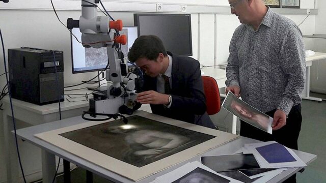Куратор Лувра: Леонардо да Винчи, вероятно, написал еще один портрет Мона Лизы. На нем она обнаженная