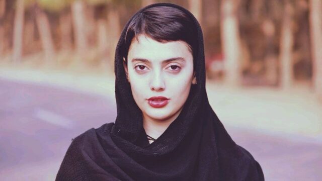 В Иране арестовали девушку, которая выложила видео с танцем без хиджаба