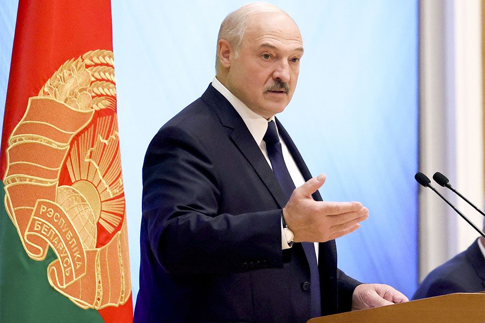 Лукашенко объявил о закрытии границы с Литвой и Польшей