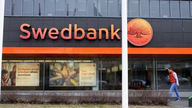 Swedbank оштрафовали почти на $400 млн из-за отмывания денег
