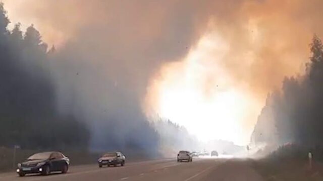 Трассу Пермь — Екатеринбург перекрыли из-за природного пожара