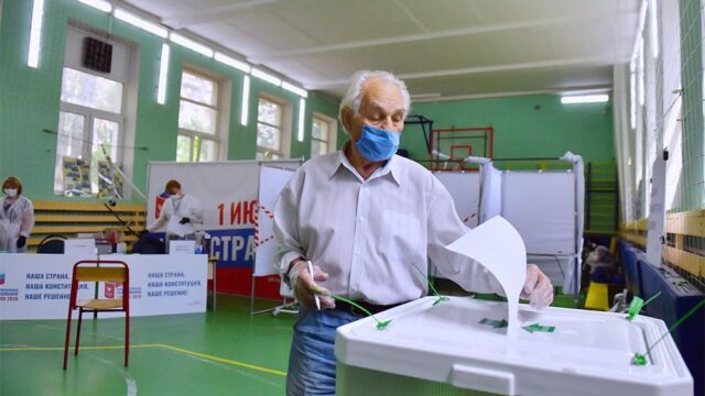 В России завершился последний день голосования по поправкам в Конституцию: главное